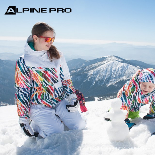 Женская мембранная куртка Alpine Pro