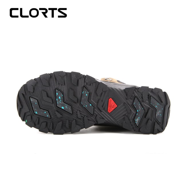 Треккинговые ботинки CLORTS